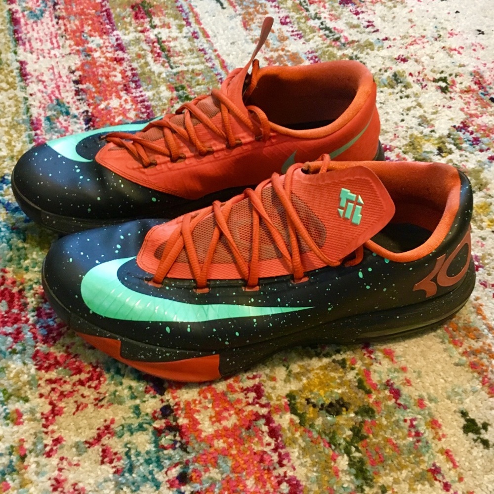 Nike KD VI Men’s Basketball Shoes: Size 12